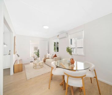 Coastal Charm Meets Contemporary Living in Clontarf! - Photo 5