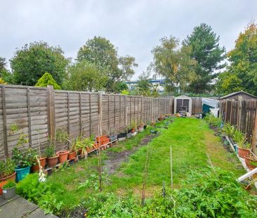 2 bedroom terraced house to rent - Photo 3