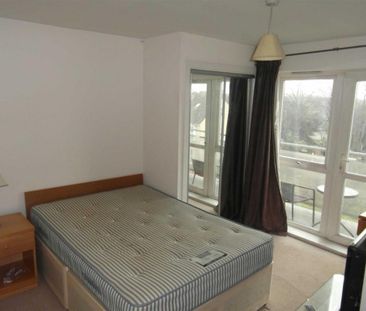 1 bedroom flat to rent - Photo 2