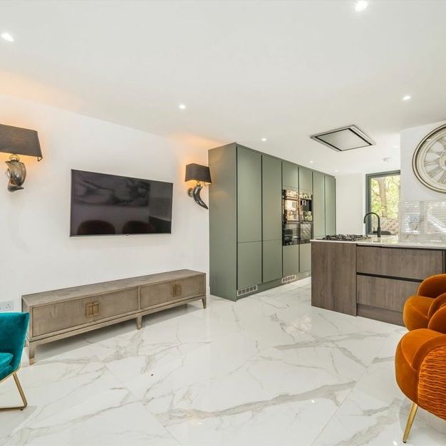 Wymering Road - Photo 1