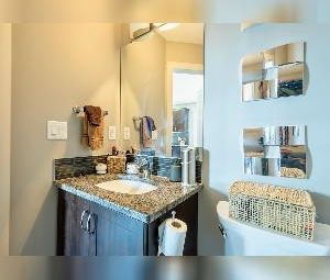 3 Bed 1.5 Townhouse For Rent Casselman Edmonton - Photo 1