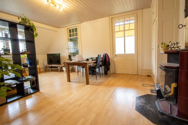 Idyllic apartment with a view of the countryside and pure tranquility! - Photo 1