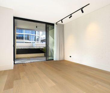 203/3 Brisbane Street, - Photo 3