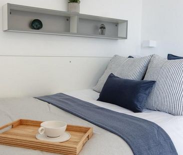 1 bedroom in a flat share to rent - Photo 4