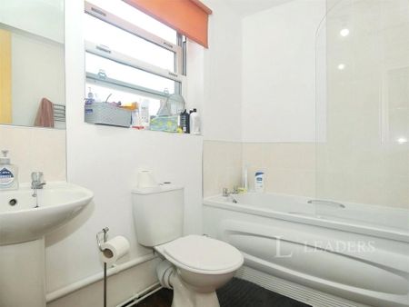 5 bedroom terraced house to rent - Photo 5