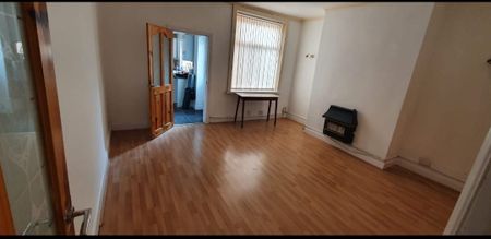 4 Bed Flat, Upcott House, E3 - Photo 4