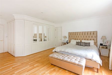 Grange Place, Stompond Lane, KT12 - Photo 5