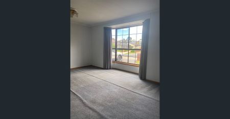 Four bedroom house - Photo 2