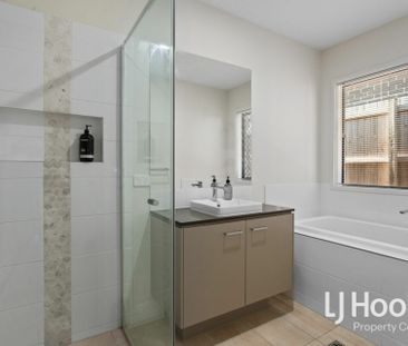 Metricon Quality - Ducted Air Conditioning - Ideal Location - Photo 3