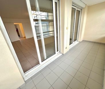 Location Appartement 5 pièces 112m² BRON 69500 - Photo 6