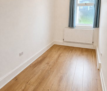 Maybank Avenue - Photo 1