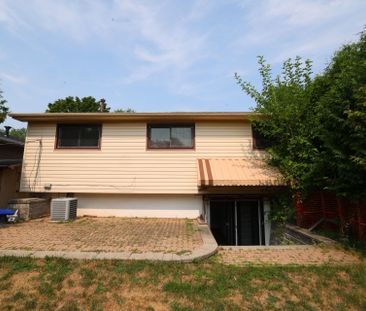 For Lease - 608 Thornwood Avenue, Burlington, Ontario - Photo 4