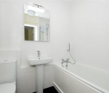 3 bedroom duplex to rent - Photo 6