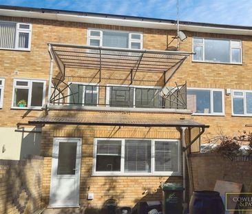 LONDON ROAD, WICKFORD - Photo 6