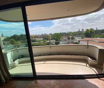 5 room luxury Apartment for rent in Seville, Spain - Photo 4