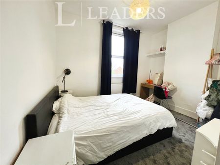 1 bedroom studio to rent School Lane, Buckingham, Buckinghamshire, MK18 - Photo 4