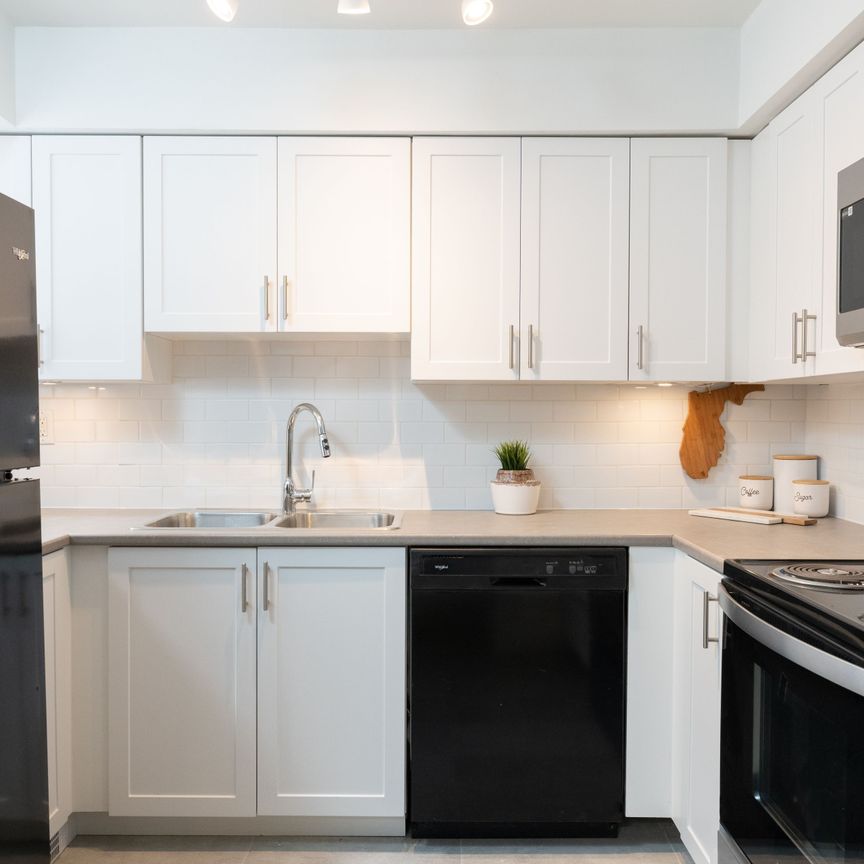 For Lease - 240 Ormond Drive Unit# A2, Oshawa, Ontario - Photo 1