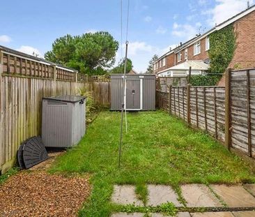 Caernarvon Road, Chichester, PO19 - Photo 4