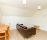 2 bed Apartment - To Let - Photo 2