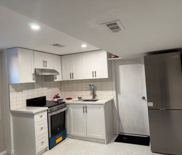 For Lease - 22 Daleside Crescent Unit# #1 Basement, Toronto, Ontario - Photo 4