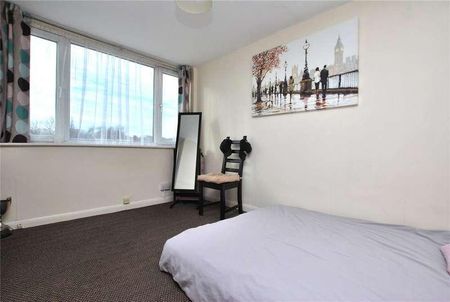 Frimley High Street, Frimley, Camberley, Surrey, GU16 - Photo 5