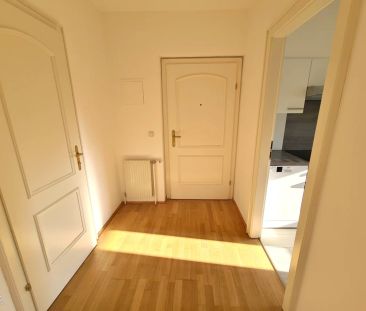 Dachgeschoß-Apartment beim Grünen Markt - Foto 3