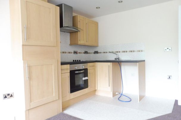 Westley Grove - Photo 1