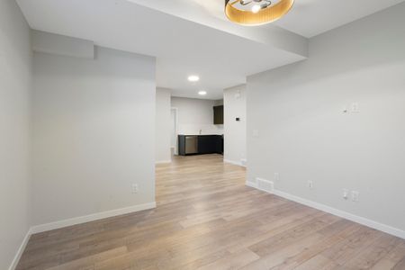 31B Royston Way NW - Photo 4