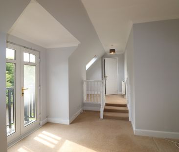 4 bedroom detached house to rent - Photo 2