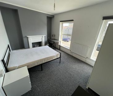 5 bedroom terraced house to rent - Photo 1