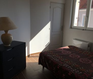 Location Appartement 2 pièces 35m² - Photo 2