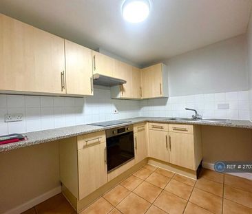 2 bedroom flat to rent - Photo 4