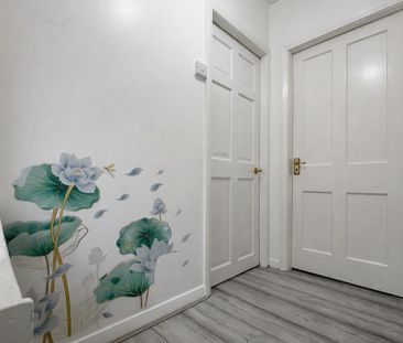 3 Bedroom House To Let - HP12 - Photo 4