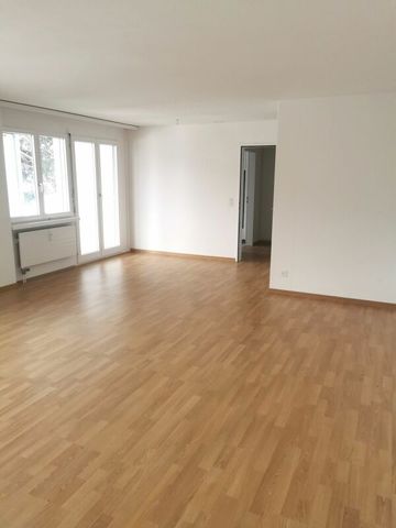 1.5-Zimmer-Wohnung mit Charme - neuen Böden und schönem Sitzplatz mit toller Aussicht! - Photo 2