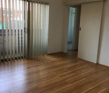 CONVENIENTLY LOCATED 2 BEDROOM UNIT - Photo 3