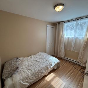 Appartement 5 1/2 à louer - Photo 2