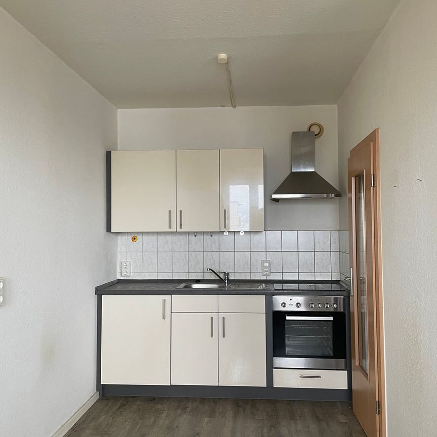 3-Zimmer-Wohnung mit tollem Ausblick und Einbauküche! - Foto 1