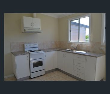 Convenient Living on Cessnock Road - Photo 6