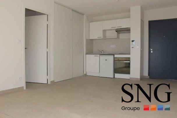 T2 AVEC TERRASSE ET PARKING - Photo 1