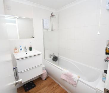 2 bedroom apartment to rent - Photo 6