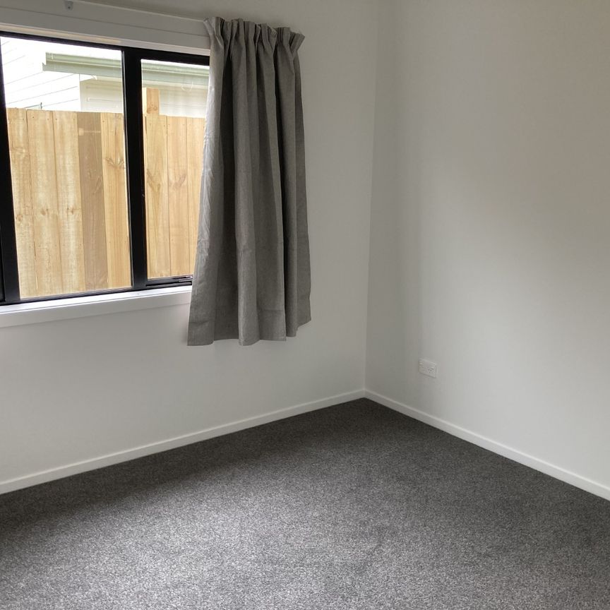 Step into luxury and sophistication with this four-bedroom plus study home, designed to exceed your expectations. - Photo 1