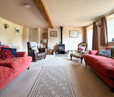 The Lodge, Newport Manor, Wrantage, - Photo 1