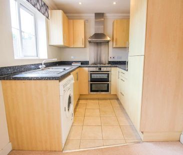 1 bedroom coach house to rent - Photo 3