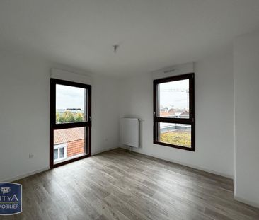 Location Appartement 3 pièces 69m² LILLE 59000 - Photo 5