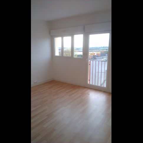 Location Appartement 3 pièces 62 m² Châtillon-sur-Indre - Photo 2