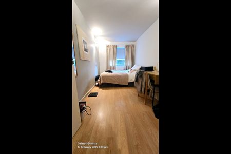 3 Bed Flat, Holly Court, SE10 - Photo 2
