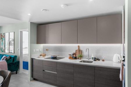 3 bedroom apartment to rent - Photo 3