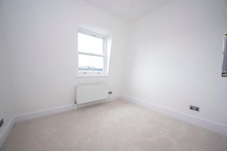 3 bedroom apartment to rent - Photo 4