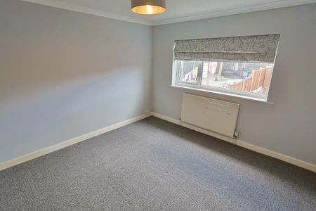 Denham Avenue, Allesley Park, Coventry - Photo 2