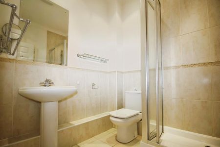 2 bedroom flat to rent - Photo 5